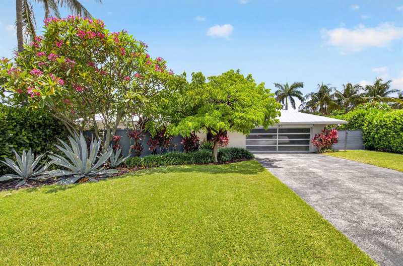 2006 NW 3rd Avenue, Delray Beach FL 33444