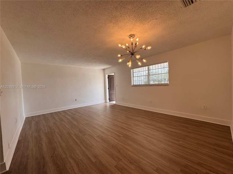 3632 SW 87th Ave, Miami FL 33165
