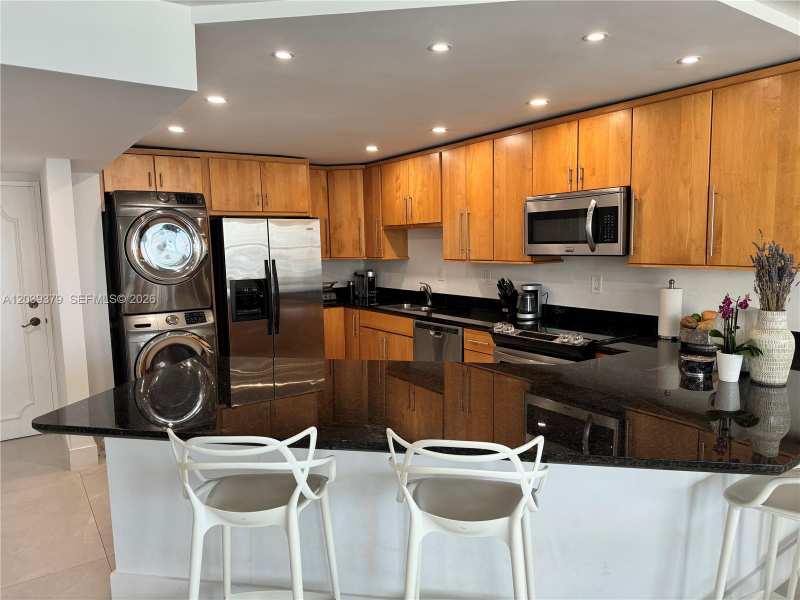 1865 Brickell Ave # A1411, Miami FL 33129