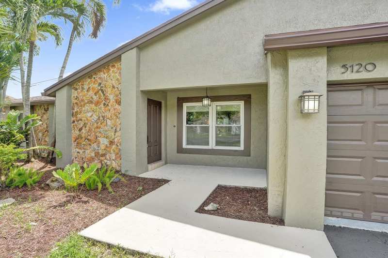 5120 SW 117th Way, Cooper City FL 33330