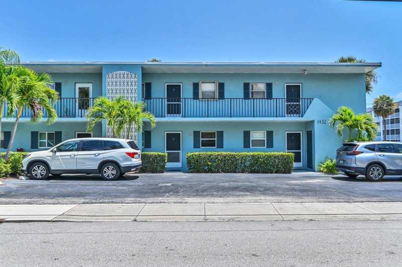 1432 S Lakeside Drive # 2, FL 33460