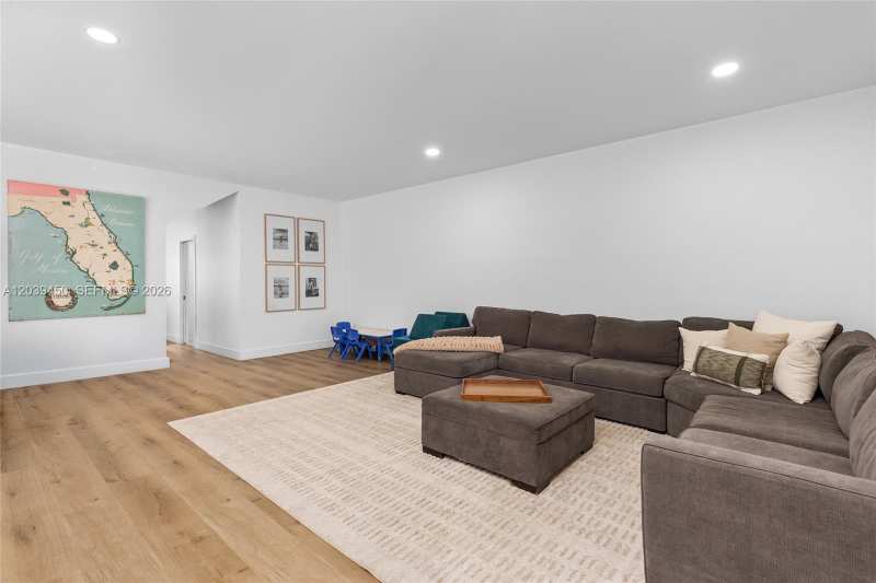3125 Jackson Ave # 3125, Miami FL 33133