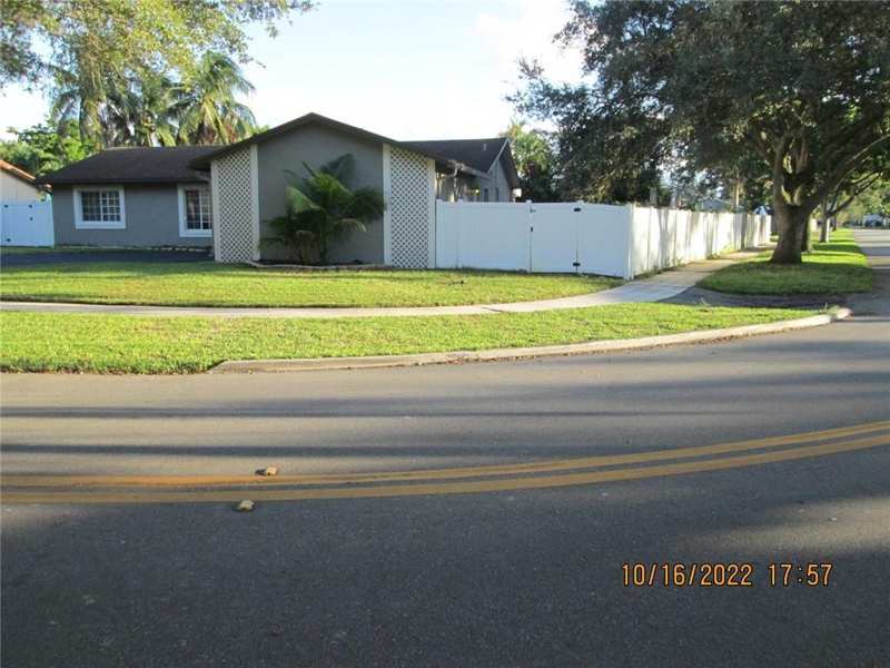 11538 SW 55th Court, Cooper City FL 33330