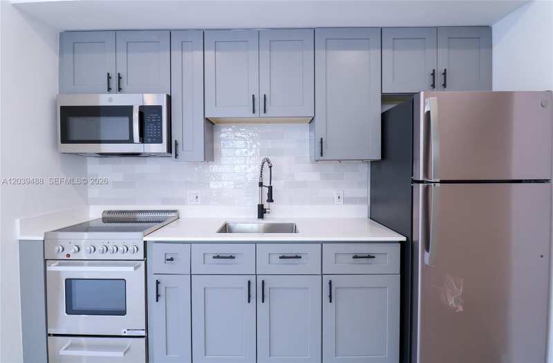 221 SW 11th Ave # 2, Miami FL 33130