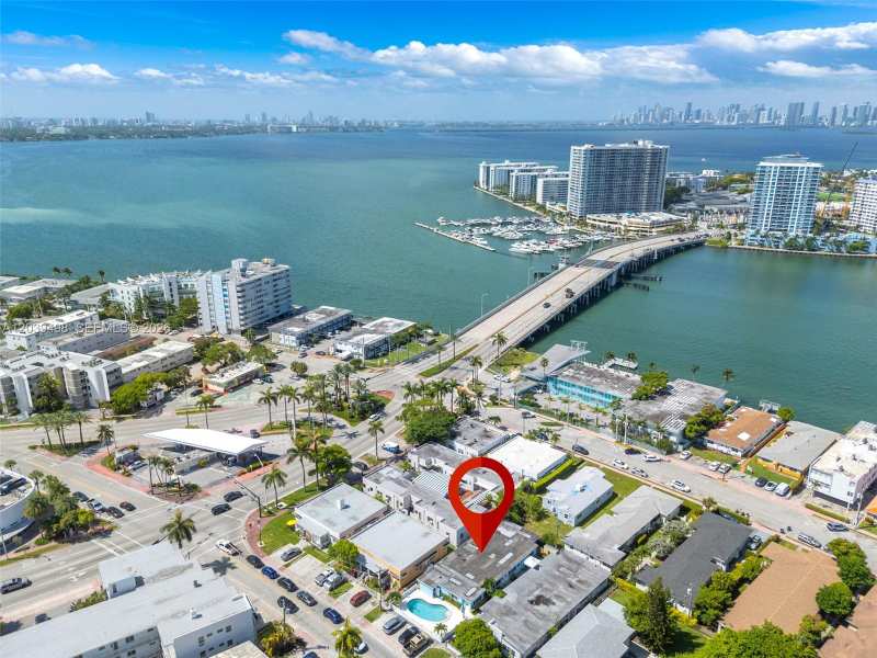 2120 Biarritz Dr, Miami Beach FL 33141