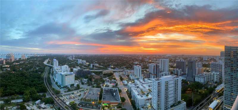 60 SW 13th St # 2819, Miami FL 33130