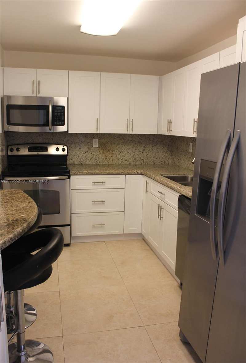 2333 Brickell Ave # 1004, Miami FL 33129