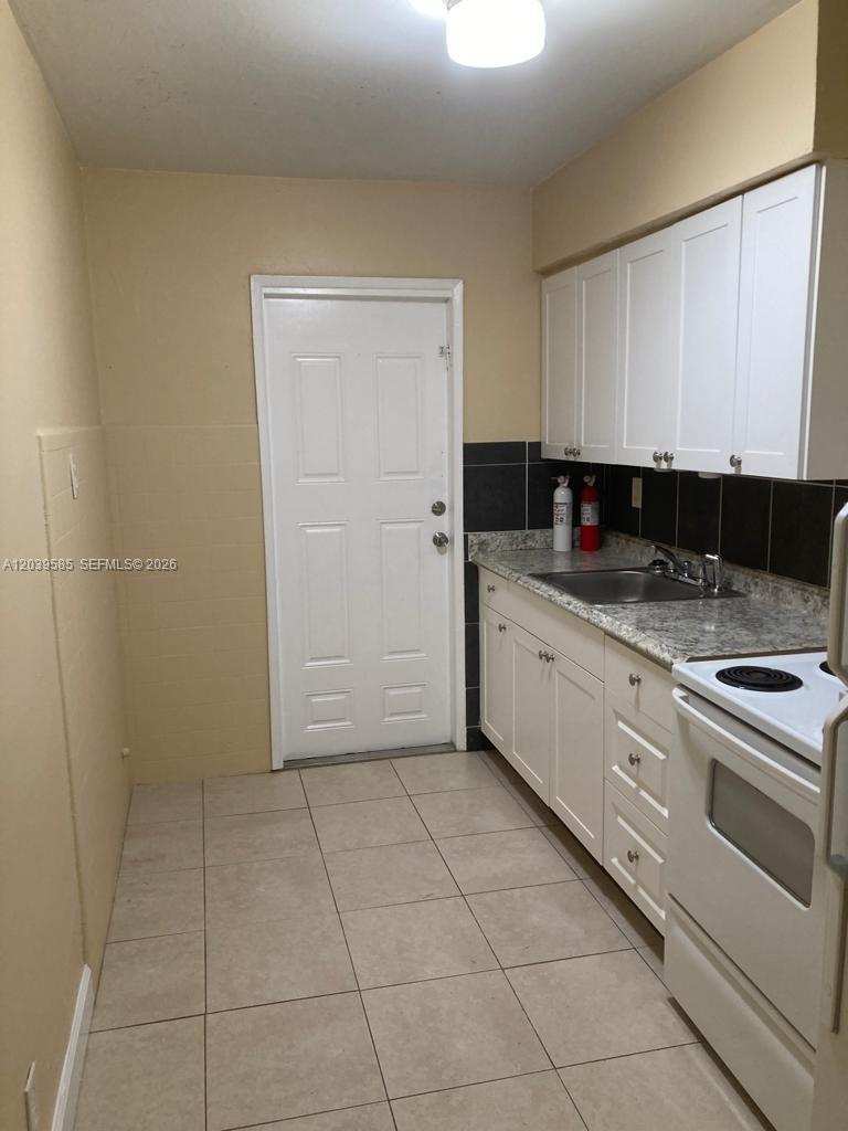 704 SE 21st St # 4, Fort Lauderdale FL 33316