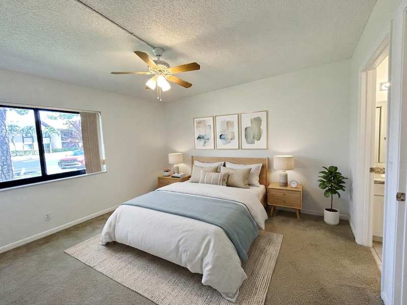 418 Pine Glen Lane # 1, FL 33463