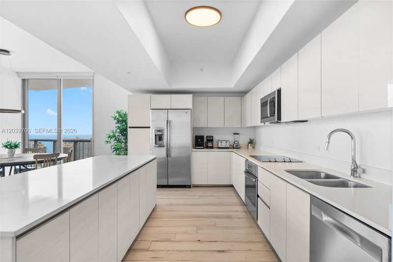 2600 E Hallandale Beach Blvd # T3001, Hallandale Beach FL 33009