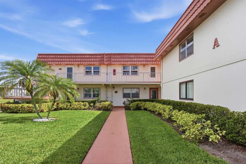 47 Saxony A, Delray Beach FL 33446