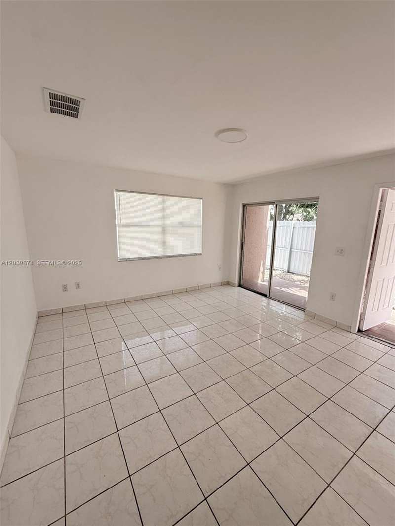 2645 SW 28th Ct # 2645, Miami FL 33133