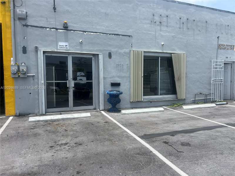 1325 E 10th Ave # 2, Hialeah FL 33010