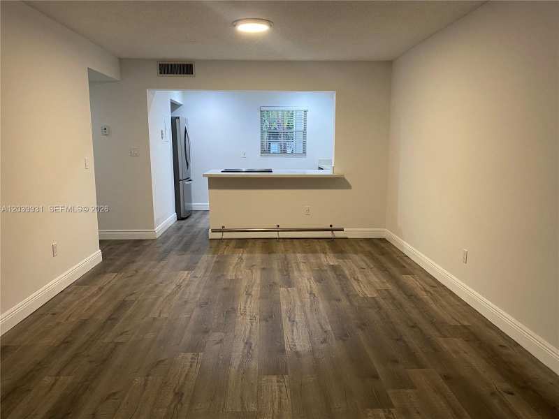 7755 SW 86th St # 107, Miami FL 33143