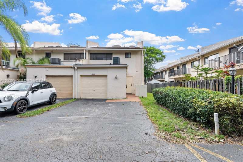 4293 N 76th Ave, Davie FL 33024