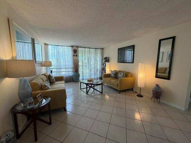 8050 W Mcnab Road # 203, Tamarac FL 33321