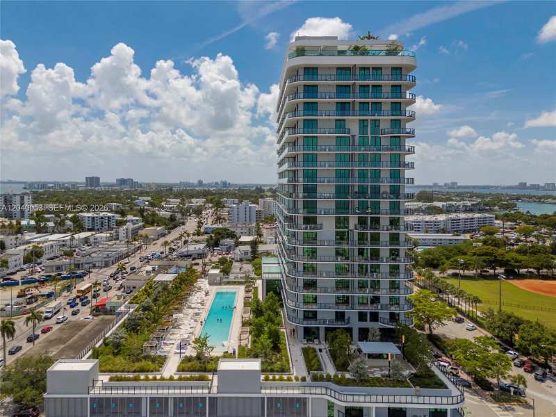 580 72nd St # 1008, Miami Beach FL 33141