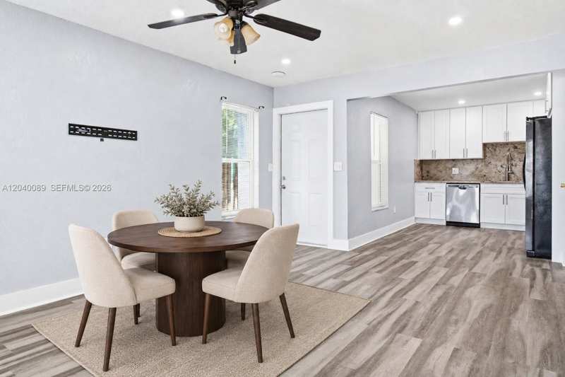 610 SW 2nd Ave # 1, Dania Beach FL 33004