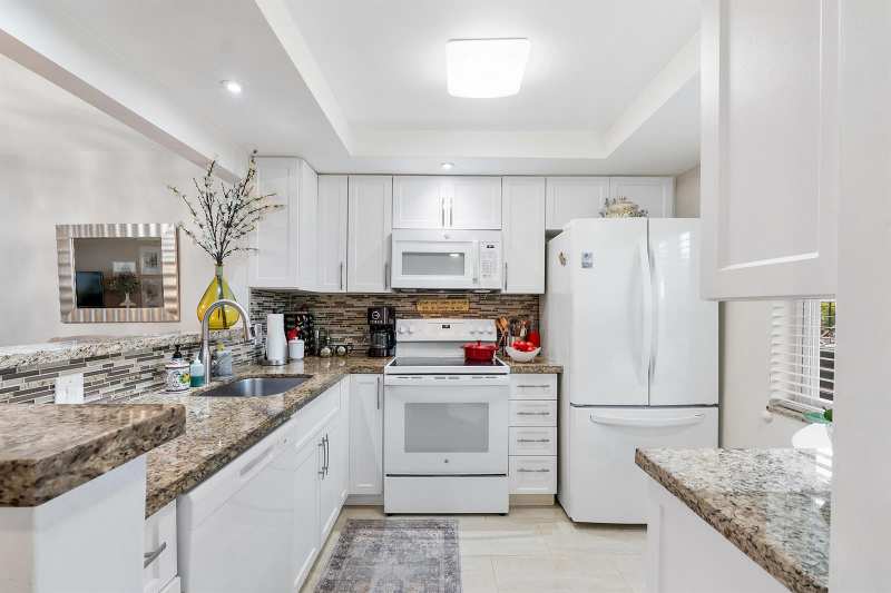 7837 Golf Circle Drive # 212, Margate FL 33063