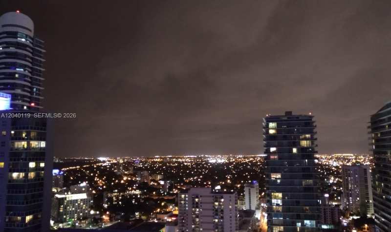 1080 Brickell Ave # 3203, Miami FL 33131