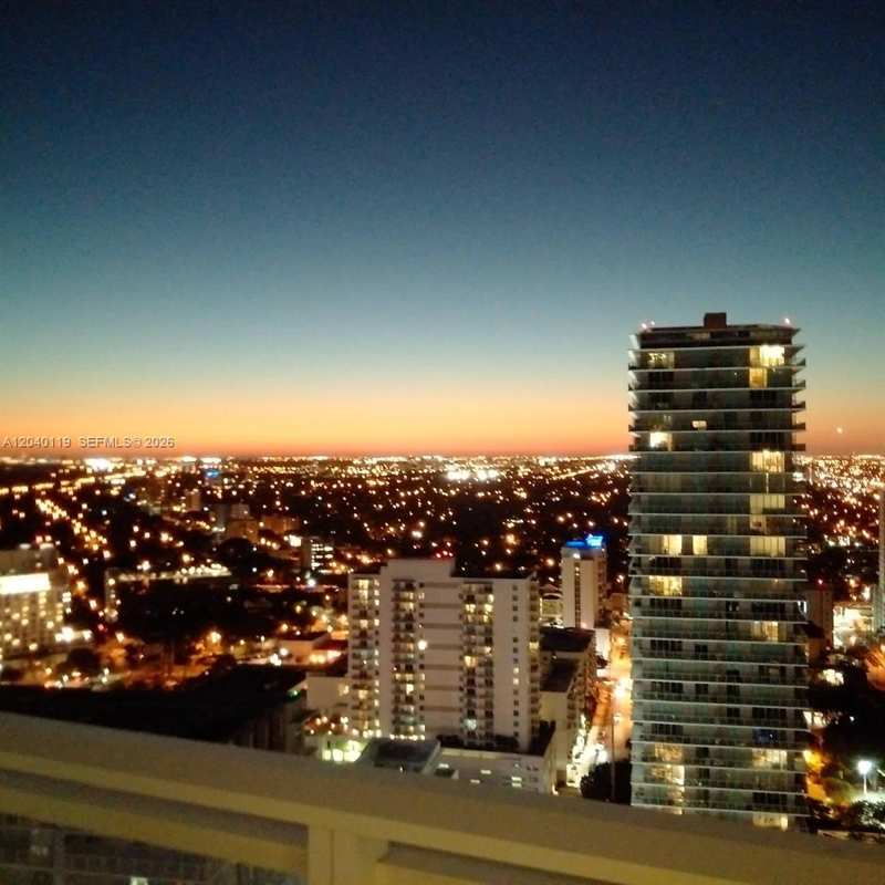 1080 Brickell Ave # 3203, Miami FL 33131