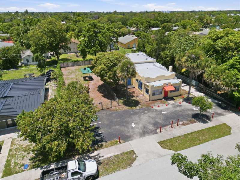 216 SW 2nd Avenue, Delray Beach FL 33444