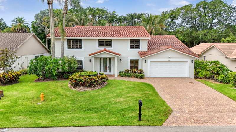 6188 Celadon Circle, Palm Beach Gardens FL 33418