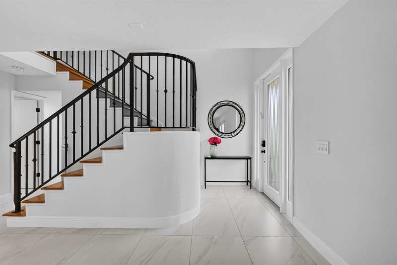6188 Celadon Circle, Palm Beach Gardens FL 33418