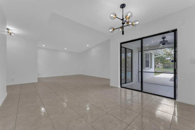 10084 Camelback Lane, Boca Raton FL 33498