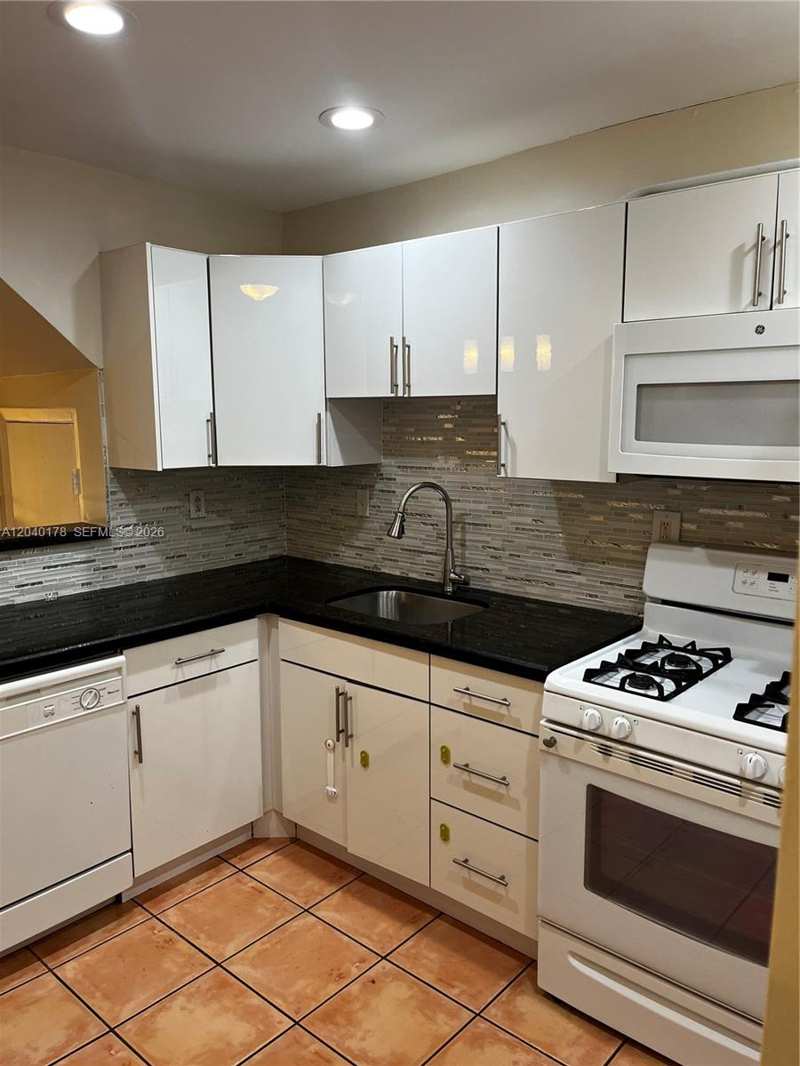 8650 SW 67th Ave # 1029, Pinecrest FL 33156