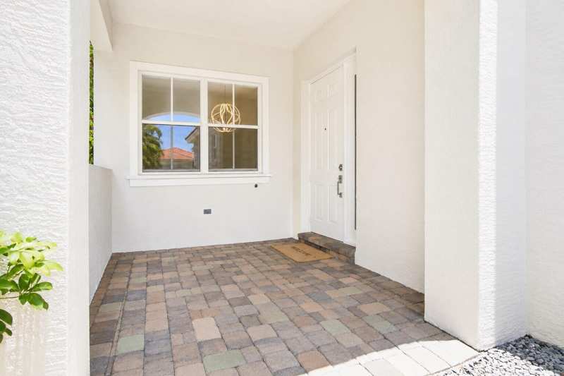 207 Isle Verde Way, Palm Beach Gardens FL 33418