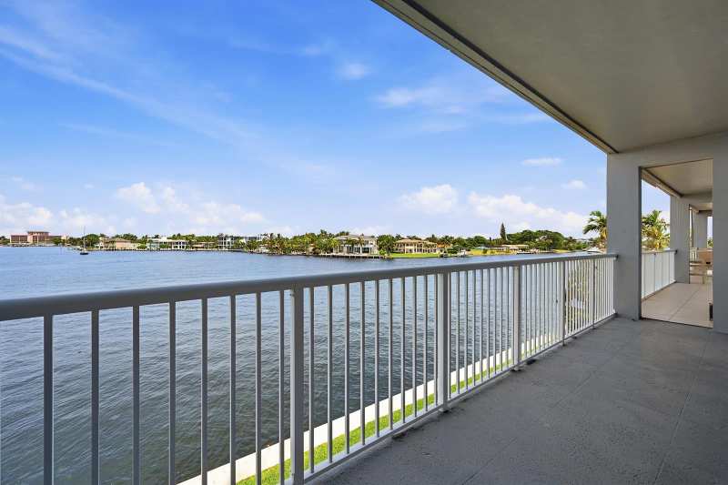 1201 S Riverside Drive # 306, Pompano Beach FL 33062