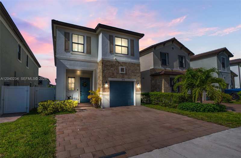 3416 W 109th Pl, Hialeah FL 33018