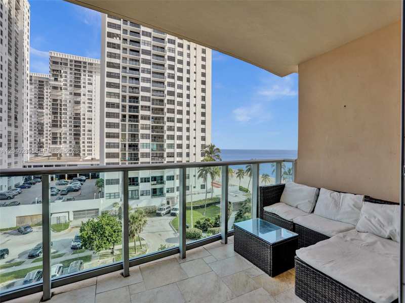2501 S Ocean Dr, Hollywood FL 33019