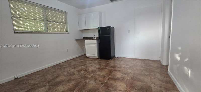 201 SW 30th Ct, Miami FL 33135