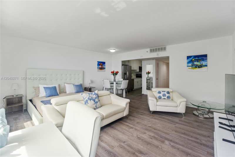 100 Lincoln Rd # 538, Miami Beach FL 33139