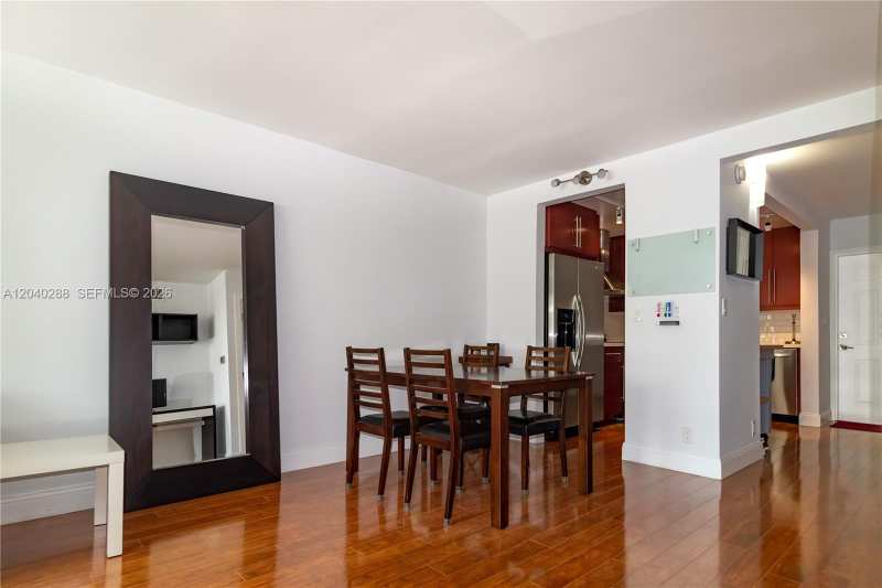 611 NE 14th Ave # 206, Fort Lauderdale FL 33304