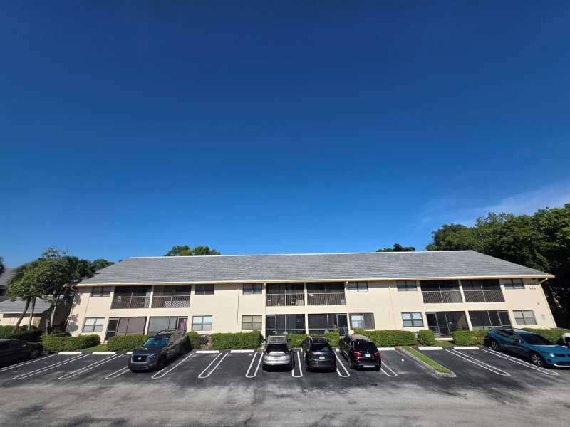2977 Riverside Drive, Coral Springs FL 33065
