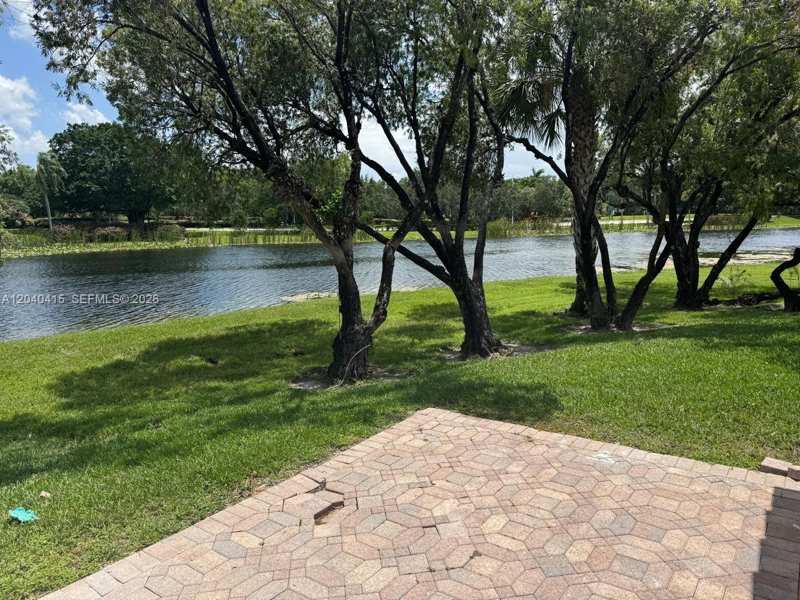 2360 Dover, Weston FL 33326