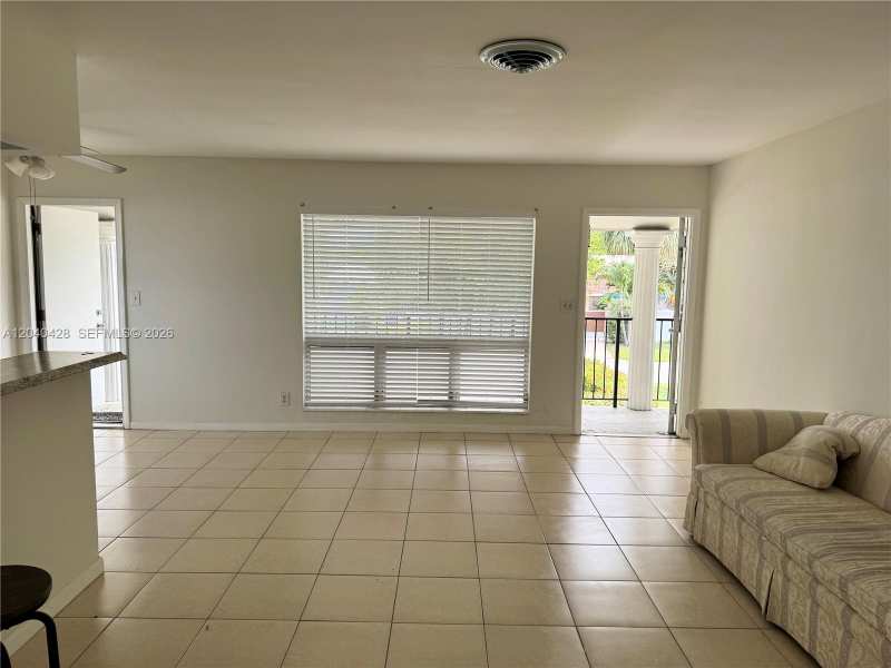 2801 NE 49th St # 7, Fort Lauderdale FL 33308