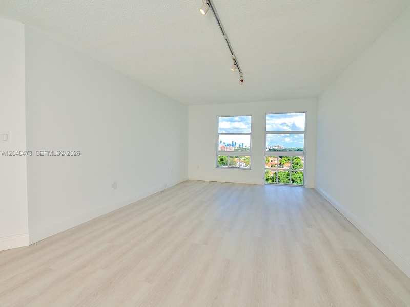 2351 Douglas Rd # 910, Miami FL 33145