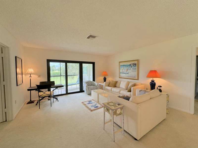 9 Stratford Drive E # B, Boynton Beach FL 33436