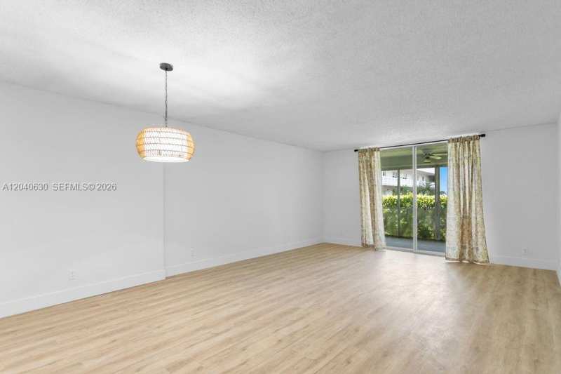 414 SE 10th St # 108, Dania Beach FL 33004