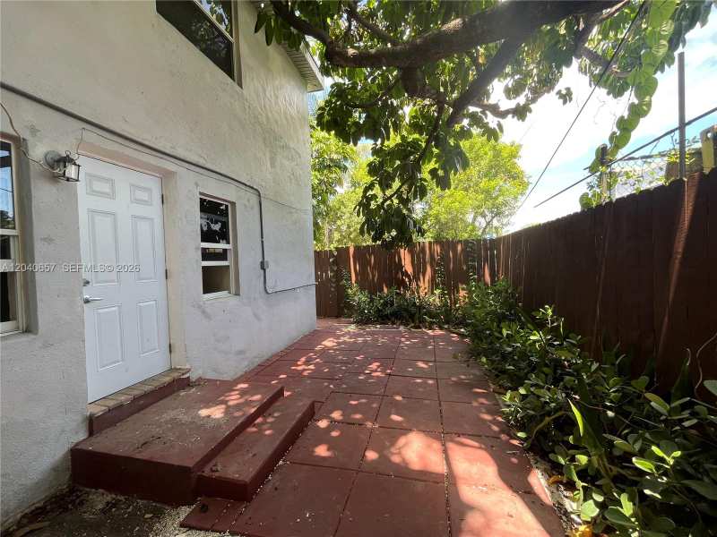 820 SW 31st Ave, Miami FL 33135