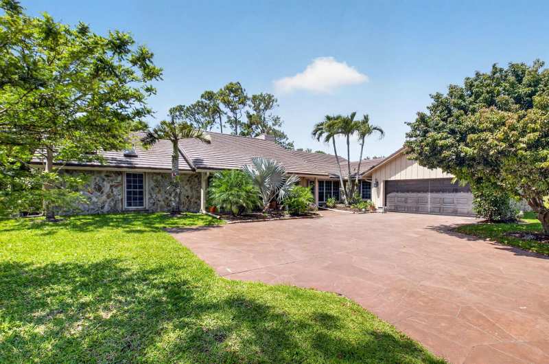 7332 Estrella Court, Boca Raton FL 33433