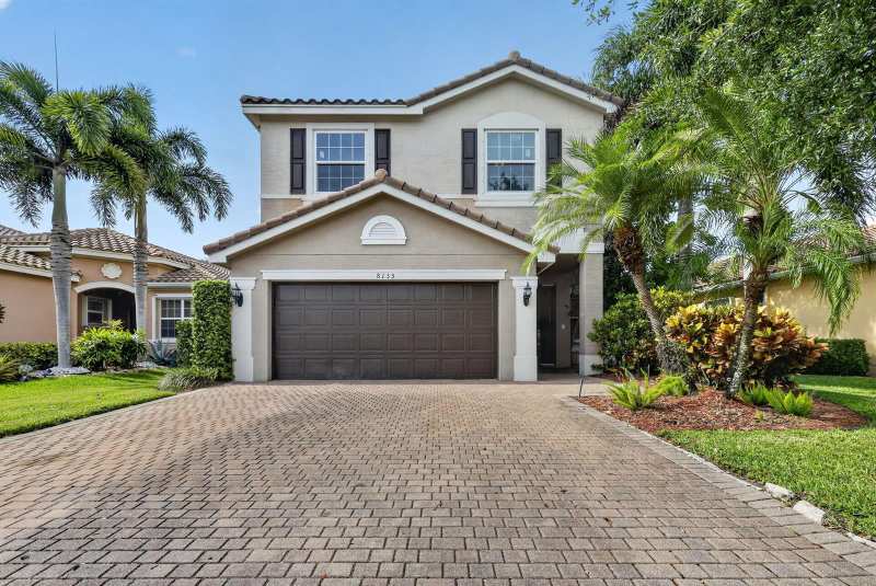 8135 Cantabria Falls Drive, Boynton Beach FL 33473
