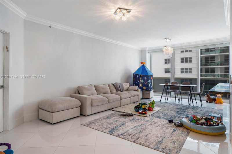 9559 Collins Ave # J, Surfside FL 33154