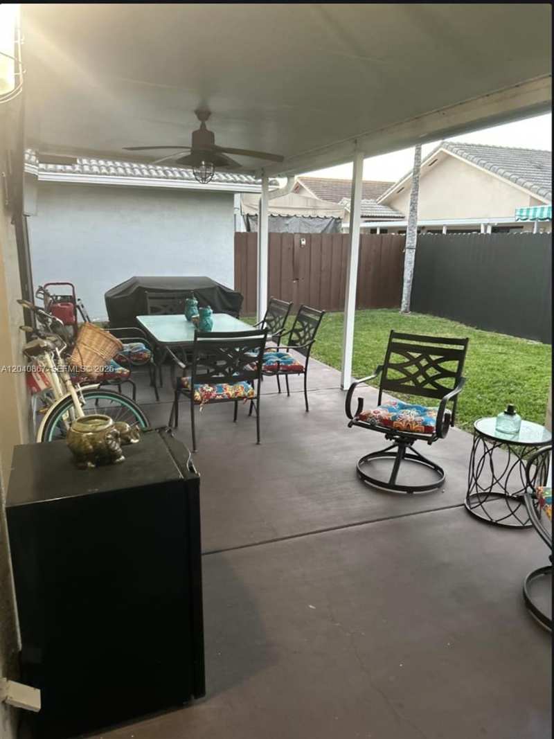 8741 NW 141st Ter, Miami Lakes FL 33018
