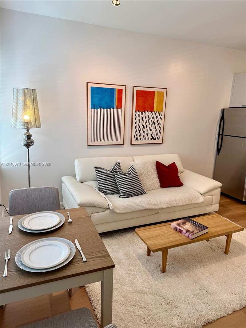 611 11th St # 104, Miami Beach FL 33139