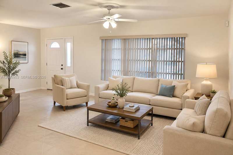 6810 NW 70th St, Tamarac FL 33321